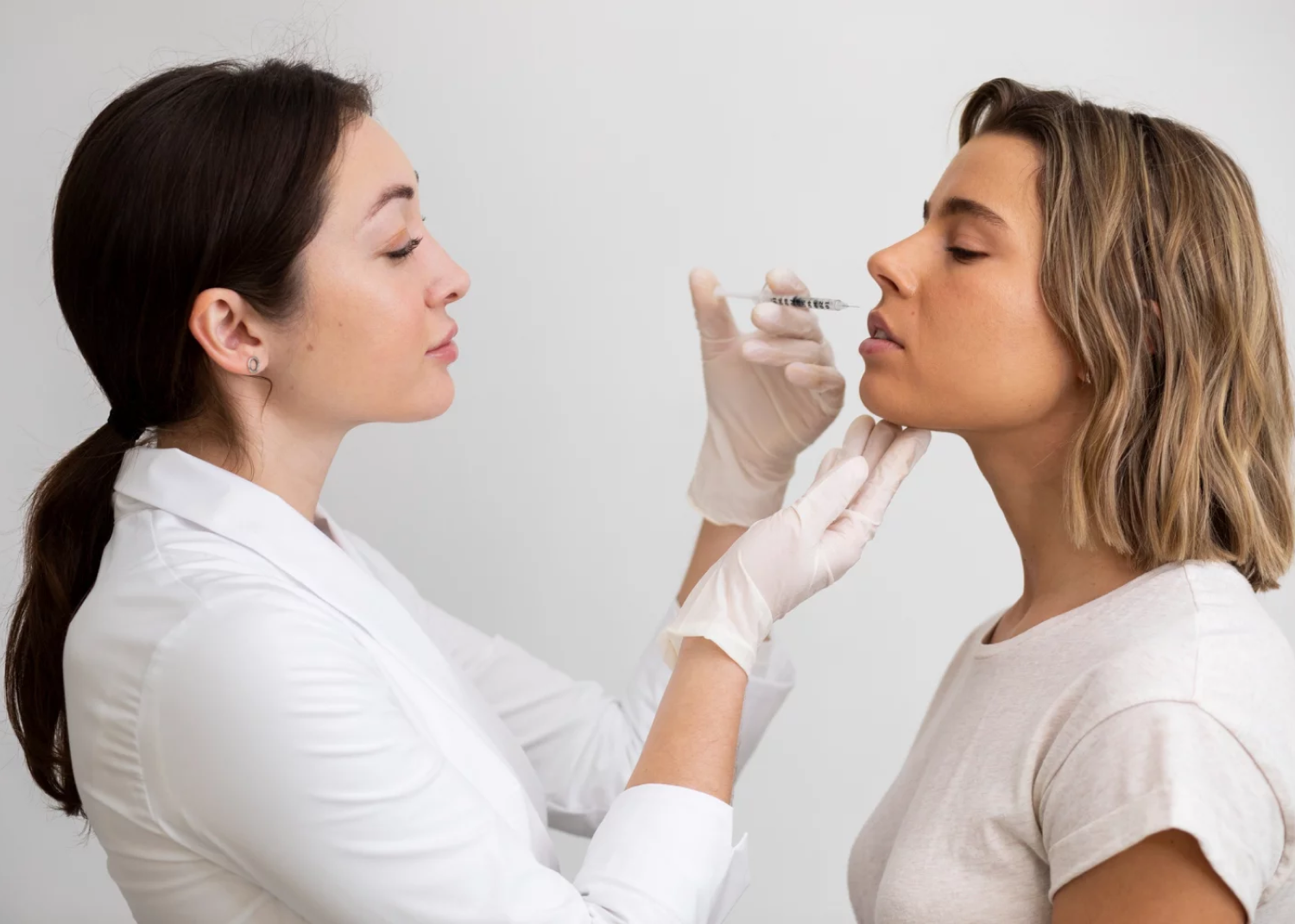 Kwas hialuronowy czy botoks – co wybrać? | Blog - MAKE MY DREAM